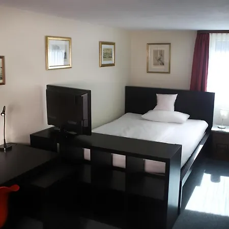 Haus Oberscholtes Hotell *